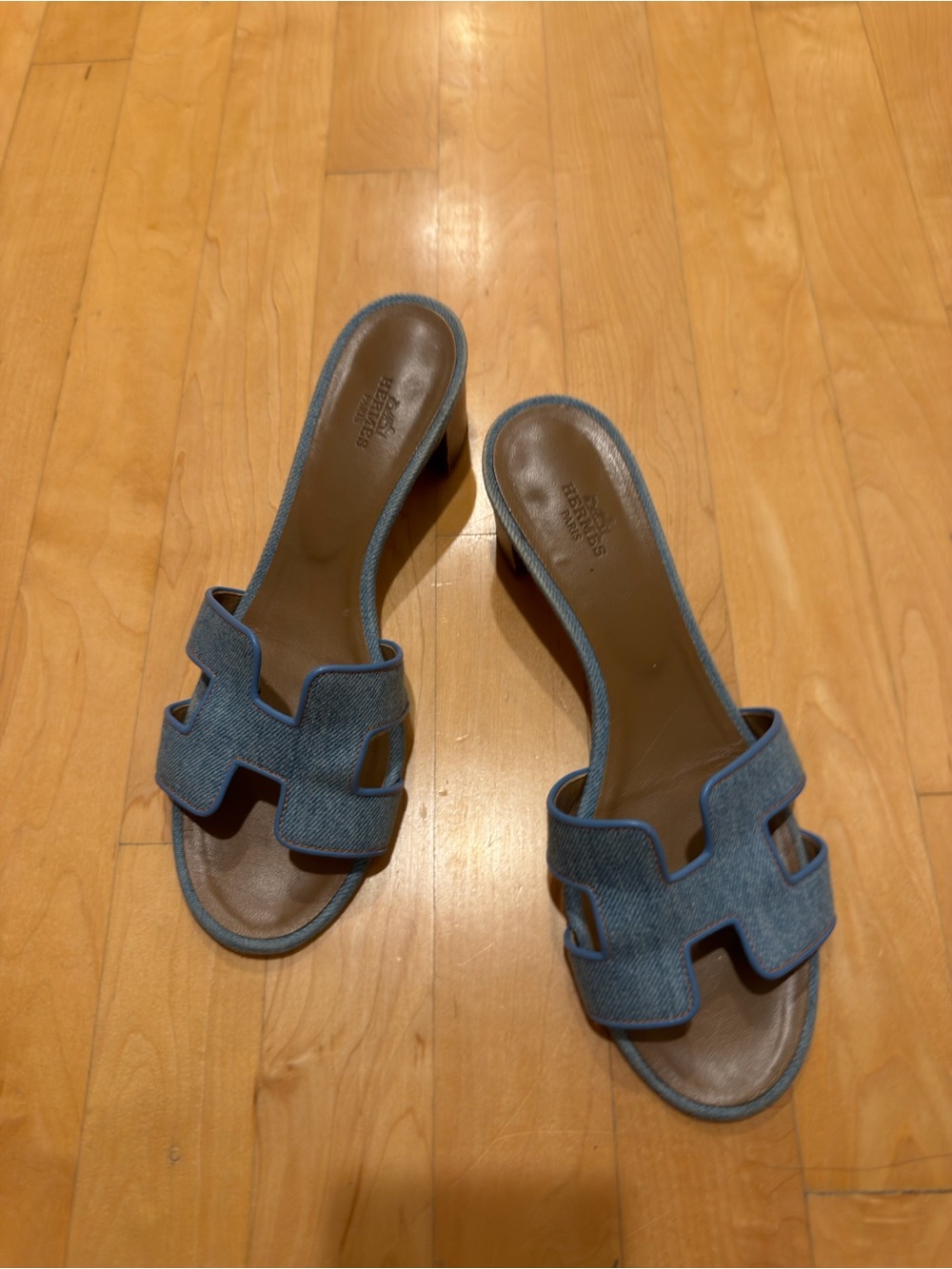 Hermes Blue Denim Oran Open-Toe Slide Sandals 39
